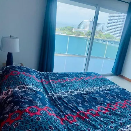 ¡oferta! Nuevo Y Hermoso Apartamento En El Laguito Apartment